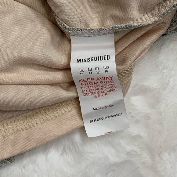 NWT Missguided Lace Laser Cut Ladder Stitch Romper In Grey - Picture 7 of 7